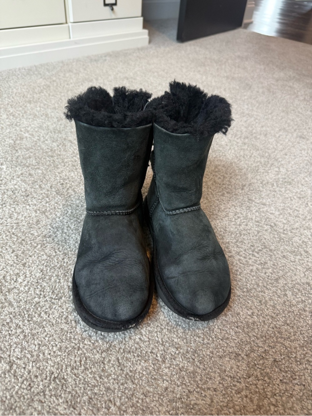 UGG Kids Black Suede Shearling Cuff Boots. Bailey Bow